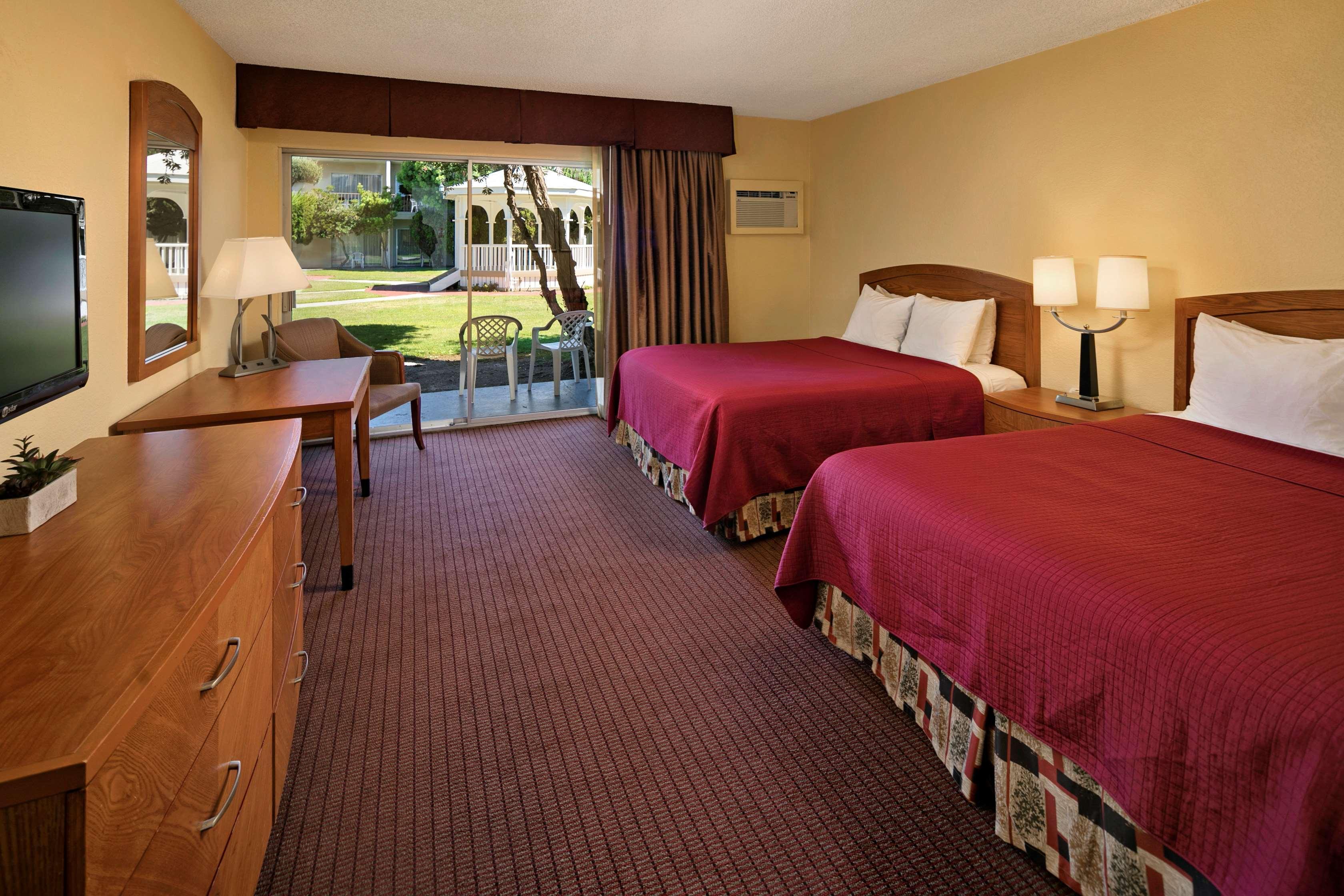 Best Western Golden Sails Hotel Лонг Бич Экстерьер фото